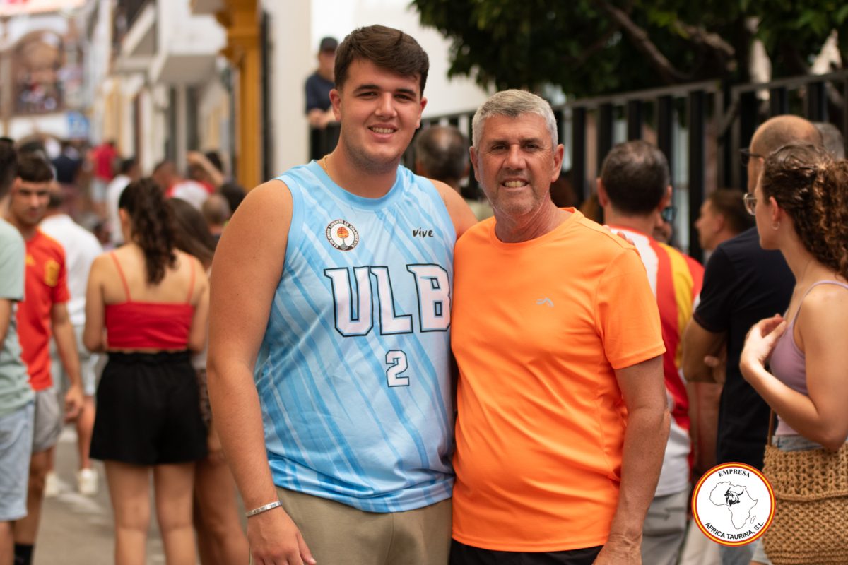 Suelta-de-vacas-Domingo-feria-de-Cortes-21