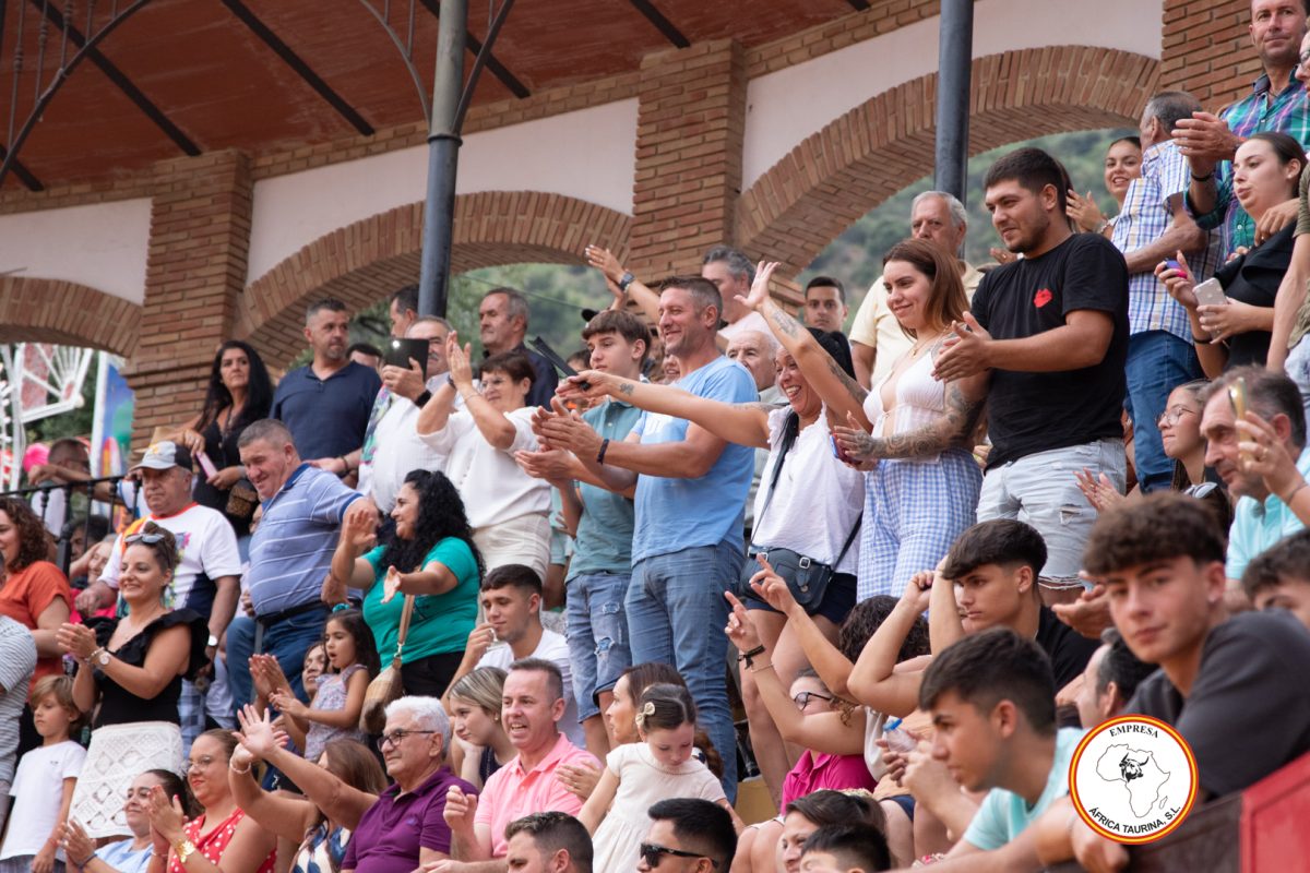 Comico-Feria-de-Cortes-2025-45